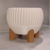 6891045752_tsvetochnyj-gorshok-na.jpg Квітковий горщик на ніжках Ribbed Bowl — фактурне кашпо для рослин, сукулентів, орхідей, фікусів і сучасного інтер’єру