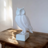 6892474861_stilnaya-statuetka-sova.png Декоративна статуетка сови Tall Owl Statue — висока фігура сови для дому, офісу, полиці, кабінету та подарунка