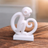 6903054421_dekorativnaya-statuetka-mavpa.png Інтер’єрна скульптура мавпи Monkey Balance Decor — декоративна статуетка для дому, офісу, студії та сучасного інтер’єру
