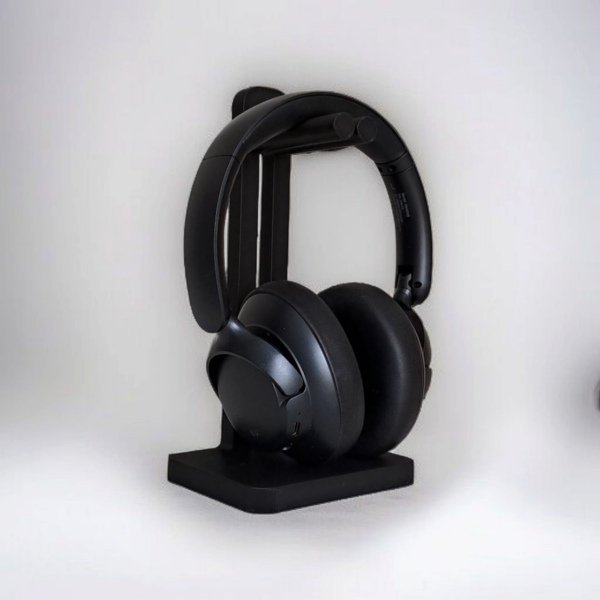 6917996664_podstavka-dlya-naushnikov.png Підставка для навушників SoundDock Holder — мінімалістичний настільний тримач для робочого столу, офісу, студії та геймерського сетапу