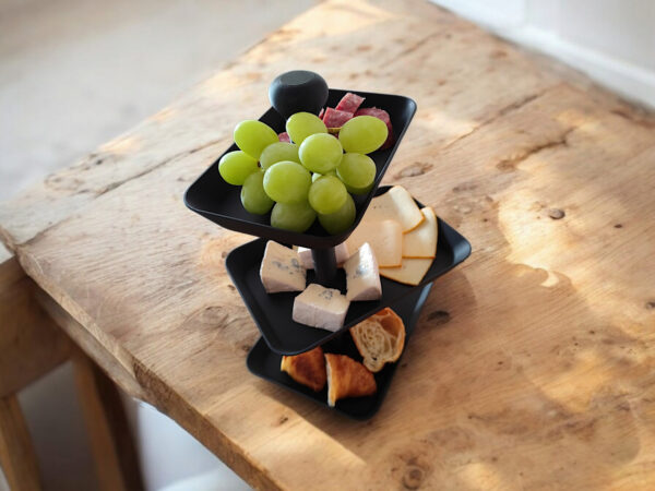 Етажерка Snack Layer Stand — трирівнева сервірувальна підставка для закусок, фруктів, сирів, випічки та солодощів