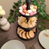 Трирівнева етажерка для сервірування Table Treat Tower — багатоярусна підставка для закусок, печива, солодощів, фруктів та святкового столу
