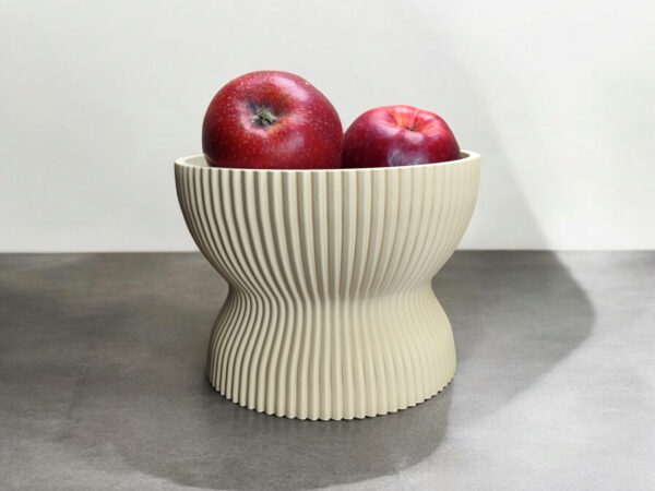 7125766936_miska-dekorativnaya-relefnaya.jpg Ribbed Elegance Bowl — декоративна миска з рельєфними лініями для фруктів, солодощів та інтер’єру