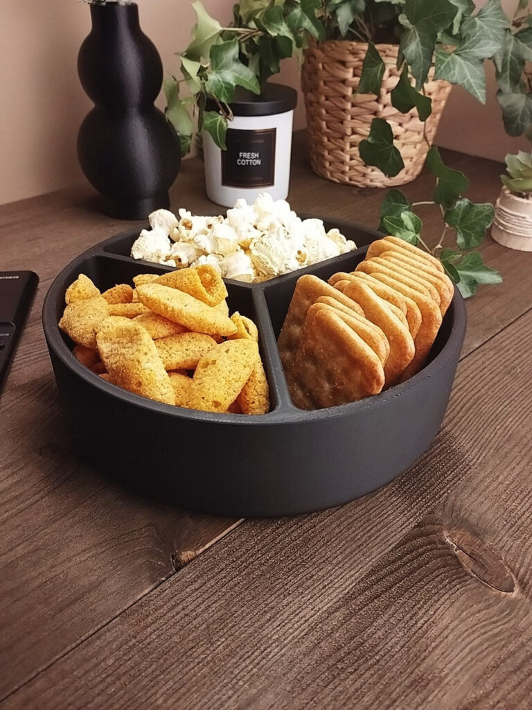 Triple Snack Bowl — менажниця з 3 секціями для попкорну, чіпсів, горіхів та снеків