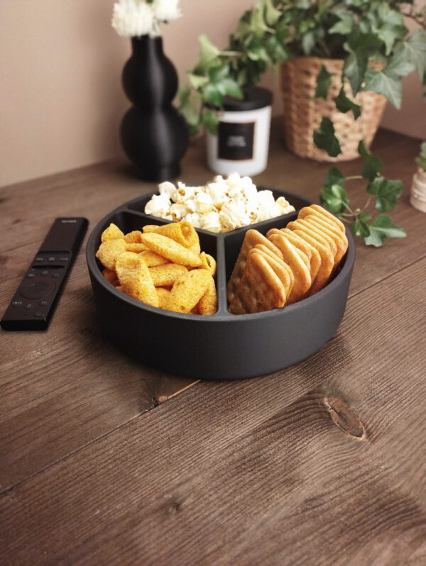 Triple Snack Bowl — менажниця з 3 секціями для попкорну, чіпсів, горіхів та снеків