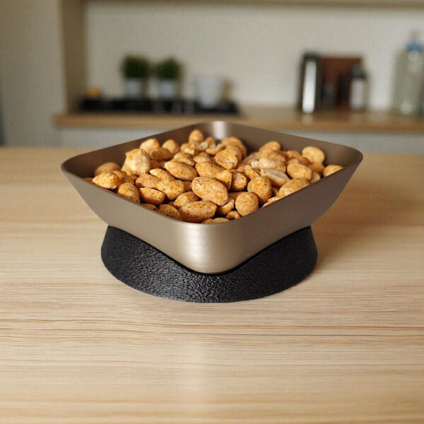 7382544701_dizajnerskaya-chasha-dlya.jpg Square Stand Bowl — декоративна чаша на підставці для снеків, горіхів та сервірування